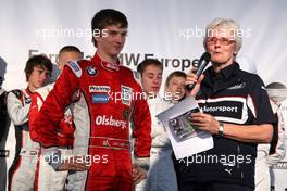 06.06.2010 Zandvoort, The Nederlands,  Presentation of the Formula BMW drivers by Ann Bradshaw in the BMW Hospitality-Timmy Hansen (SWE), Mücke-motorsport. Formula BMW Europe 2010, Rd 03 & 04, Zandvoort, Sunday