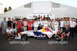 11.09.2010 Monza, Italy,  Formula BMW drivers group photo with Sebastian Vettel (GER), Red Bull Racing, Timo Glock (GER), Virgin Racing, Nico Hulkenberg (GER), Williams F1 Team, Christian Klien (AUT), test driver,  Hispania Racing F1 Team, HRT, Sébastien Buemi (SUI), Scuderia Toro Rosso, Bruno Senna (BRA), Hispania Racing F1 Team, HRT, Dr. Mario Theissen (GER), BMW Sauber F1 Team, BMW Motorsport Director  - Formula BMW Europe 2010, Rd 15 & 16, Monza, Saturday