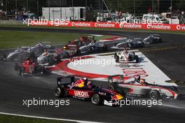 11.09.2010 Monza, Italy,  Daniil Kvyat (RUS), Eurointernational and Dustin Sofyan, DAMS - Formula BMW Europe 2010, Rd 15 & 16, Monza, Saturday Race