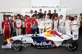 11.09.2010 Monza, Italy,  Formula BMW drivers group photo with Sebastian Vettel (GER), Red Bull Racing, Timo Glock (GER), Virgin Racing, Nico Hulkenberg (GER), Williams F1 Team, Christian Klien (AUT), test driver,  Hispania Racing F1 Team, HRT, Sébastien Buemi (SUI), Scuderia Toro Rosso, Bruno Senna (BRA), Hispania Racing F1 Team, HRT, Dr. Mario Theissen (GER), BMW Sauber F1 Team, BMW Motorsport Director - Formula BMW Europe 2010, Rd 15 & 16, Monza, Saturday