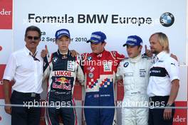 12.09.2010 Monza, Italy,  aDr. Mario Theissen (GER), BMW Motorsport Director nd Jack Harvey (GB), Fortec Motorsports, Daniil Kvyat (RUS), Eurointernational, Robin Frijns (NL), Josef Kaufmann Racing - Formula BMW Europe 2010, Rd 15 & 16, Monza, Sunday Podium