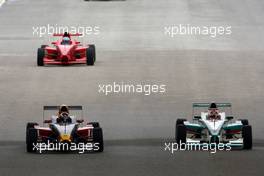 25.09.2010 Singapore, Singapore,  Daniil Kvyat (RUS), Eurointernational, Calvin Wong (MAS), PETRONAS Mofaz Racing - Formula BMW Pacific 2010, Rd 11 & 12, Singapore, Saturday Race