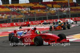 26.09.2010 Singapore, Singapore,  Pasin Lathouras (THA), Meritus - Formula BMW Pacific 2010, Rd 11 & 12, Singapore, Sunday Race