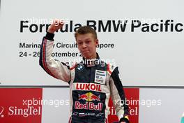 25.09.2010 Singapore, Singapore,  Daniil Kvyat (RUS), Eurointernational - Formula BMW Pacific 2010, Rd 11 & 12, Singapore, Saturday Podium