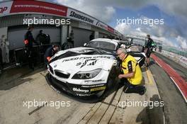 01.-02.05.2010 Silverstone, England, Silverstone Supercar, FIA GT 3 European Championship, Round 1, Csaba Walter (HUN), Claudia Huertgen (GER) NEED FOR SPEED BY SCHUBERT MOTORSPORT BMW Z4 GT3