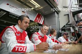 04-11.06.2010 Le Mans, France, Autograph Session,  #8 Audi Sport Team Joest Audi R15: Andre Lotterer, Marcel Faessler, Benoit Treluyer - 24 Hour of Le Mans 2010