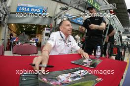 04-11.06.2010 Le Mans, France, Autograph Session,  #25 RML Lola HPD Coupe: Andy Wallace - 24 Hour of Le Mans 2010