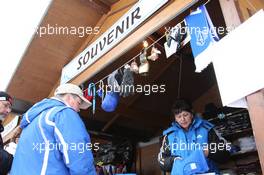 19.01.2011, Antholz, Italy (ITA): Biathlon Feature: Fans at the souvenir shops - IBU world cup biathlon, training, Antholz (ITA). www.xpb.cc. © Manzoni/xpb.cc. Every downloaded picture is fee-liable.
