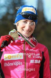 03.03.2011, Khanty-Mansiysk, Russia (RUS): Marie Laure Brunet (FRA), Rossignol, Rottefella, Swix - IBU world championships biathlon, medals, Khanty-Mansiysk (RUS). www.xpb.cc. © Manzoni/xpb.cc. Every downloaded picture is fee-liable.