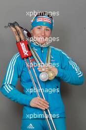 18.03.2011, Khanty-Mansiysk, Russia (RUS): Vita Semerenko (UKR), Fischer, Salomon, Swix - IBU world championships biathlon, medals, Khanty-Mansiysk (RUS). www.xpb.cc. © Manzoni/xpb.cc. Every downloaded picture is fee-liable.