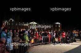 03.03.2011, Khanty-Mansiysk, Russia (RUS): Biathlon Feature: a few fans wait for the award ceremony on the main square - IBU world championships biathlon, relay mixed, Khanty-Mansiysk (RUS). www.xpb.cc. © Manzoni/xpb.cc. Every downloaded picture is fee-liable.