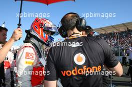 27.03.2011 Melbourne, Australia,  Jenson Button (GBR), McLaren Mercedes - Formula 1 World Championship, Rd 01, Australian Grand Prix, Sunday Pre-Race Grid