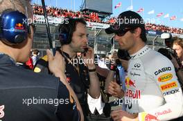 27.03.2011 Melbourne, Australia,  Mark Webber (AUS), Red Bull Racing - Formula 1 World Championship, Rd 01, Australian Grand Prix, Sunday Pre-Race Grid