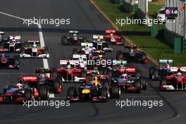 27.03.2011 Melbourne, Australia,  start of the race - Formula 1 World Championship, Rd 01, Australian Grand Prix, Sunday Race