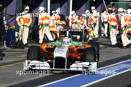 27.03.2011 Melbourne, Australia,  Adrian Sutil (GER), Force India F1 Team pit stop - Formula 1 World Championship, Rd 01, Australian Grand Prix, Sunday Race