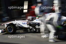 27.03.2011 Melbourne, Australia,  Sergio Pérez (MEX), Sauber F1 Team pit stop - Formula 1 World Championship, Rd 01, Australian Grand Prix, Sunday Race