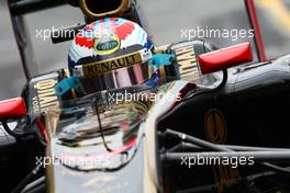 26.03.2011 Melbourne, Australia,  Vitaly Petrov (RUS), Lotus Renault GP - Formula 1 World Championship, Rd 01, Australian Grand Prix, Saturday Practice