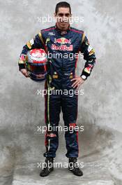24.03.2011 Melbourne, Australia,  Sebastien Buemi (SUI), Scuderia Toro Rosso  - Formula 1 World Championship, Rd 01, Australian Grand Prix, Thursday