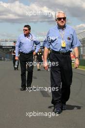 23.03.2011 Melbourne, Australia,  Charlie Whitting (GBR), FIA - Formula 1 World Championship, Rd 01, Australian Grand Prix, Wednesday