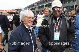 28.08.2011 Spa Francorchamps, Belgium,  Bernie Ecclestone (GBR) with Eric Clapton - Formula 1 World Championship, Rd 12, Belgian Grand Prix, Sunday Pre-Race Grid