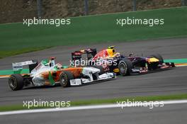 28.08.2011 Spa Francorchamps, Belgium,  Adrian Sutil (GER), Force India F1 Team and Mark Webber (AUS), Red Bull Racing - Formula 1 World Championship, Rd 12, Belgian Grand Prix, Sunday Race