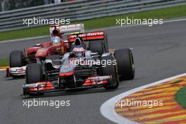 28.08.2011 Spa Francorchamps, Belgium, Jenson Button (GBR), McLaren Mercedes and Fernando Alonso (ESP), Scuderia Ferrari  - Formula 1 World Championship, Rd 12, Belgian Grand Prix, Sunday Race