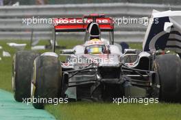 28.08.2011 Spa Francorchamps, Belgium,  Lewis Hamilton (GBR), McLaren Mercedes crashed - Formula 1 World Championship, Rd 12, Belgian Grand Prix, Sunday Race