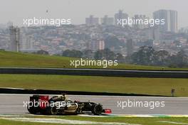 25.11.2011 Sao Paulo, Brazil, Bruno Senna (BRA), Lotus Renault GP  - Formula 1 World Championship, Rd 19, Brazilian Grand Prix, Friday Practice