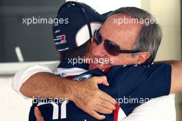 25.11.2011 Interlargos, Brazil,  Rubens Barrichello (BRA), Williams F1 Team and his father - Formula 1 World Championship, Rd 19, Brazilian Grand Prix, Friday Practice