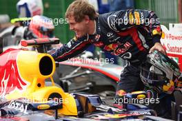26.11.2011 Sao Paulo, Brazil, Sebastian Vettel (GER), Red Bull Racing gets pole position and the most pole positions in one season  - Formula 1 World Championship, Rd 19, Brazilian Grand Prix, Saturday Qualifying
