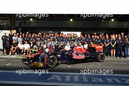 24.11.2011 Interlargos, Brazil,  Scuderia Toro Rosso team picture - Formula 1 World Championship, Rd 19, Brazilian Grand Prix, Thursday