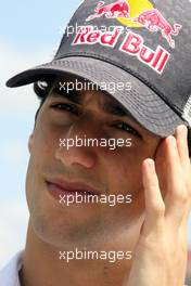 24.11.2011 Interlargos, Brazil,  Daniel Ricciardo (AUS) Hispania Racing Team, HRT  - Formula 1 World Championship, Rd 19, Brazilian Grand Prix, Thursday