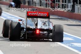 10.06.2011 Montreal, Canada,  Lewis Hamilton (GBR), McLaren Mercedes has a puncture - Formula 1 World Championship, Rd 07, Canadian Grand Prix, Friday Practice