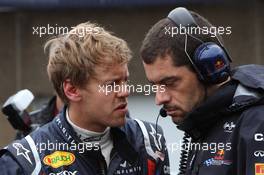 12.06.2011 Montreal, Canada,  Guillaume Rocquelin, Red Bull Racing Race Engineer of Sebastian Vettel - Formula 1 World Championship, Rd 07, Canadian Grand Prix, Sunday Pre-Race Grid