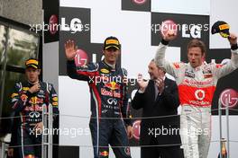 12.06.2011 Montreal, Canada,  Sebastian Vettel (GER), Red Bull Racing,  Jenson Button (GBR), McLaren Mercedes, Mark Webber (AUS), Red Bull Racing - Formula 1 World Championship, Rd 07, Canadian Grand Prix, Sunday Podium