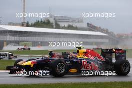 12.06.2011 Montreal, Canada,  Mark Webber (AUS), Red Bull Racing - Formula 1 World Championship, Rd 07, Canadian Grand Prix, Sunday Race