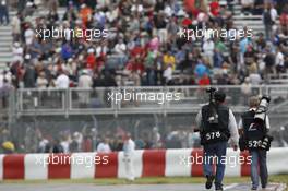 11.06.2011 Montreal, Canada, photographers - Formula 1 World Championship, Rd 7, Canadian Grand Prix, Saturday Qualifying