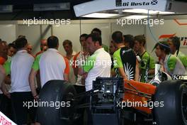 09.06.2011 Montreal, Canada,  Force India F1 Team mechanics meeting - Formula 1 World Championship, Rd 07, Canadian Grand Prix, Thursday