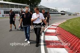 09.06.2011 Montreal, Canada,  Sebastian Vettel (GER), Red Bull Racing, walks the track - Formula 1 World Championship, Rd 07, Canadian Grand Prix, Thursday