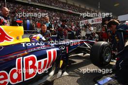 17.04.2011 Shanghai, China,  Sebastian Vettel (GER), Red Bull Racing  - Formula 1 World Championship, Rd 03, Chinese Grand Prix, Sunday Pre-Race Grid