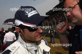 17.04.2011 Shanghai, China,  Rubens Barrichello (BRA), Williams F1 Team  - Formula 1 World Championship, Rd 03, Chinese Grand Prix, Sunday Pre-Race Grid