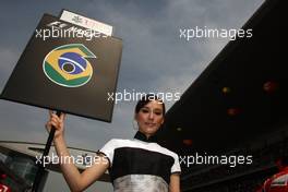 17.04.2011 Shanghai, China,  Grid girl - Formula 1 World Championship, Rd 03, Chinese Grand Prix, Sunday Pre-Race Grid