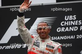 17.04.2011 Shanghai, China,  Lewis Hamilton (GBR), McLaren Mercedes  - Formula 1 World Championship, Rd 03, Chinese Grand Prix, Sunday Podium