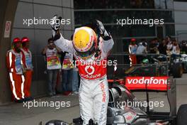 17.04.2011 Shanghai, China,  Lewis Hamilton (GBR), McLaren Mercedes  - Formula 1 World Championship, Rd 03, Chinese Grand Prix, Sunday Podium