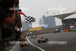 17.04.2011 Shanghai, China,  Lewis Hamilton (GBR), McLaren Mercedes  - Formula 1 World Championship, Rd 03, Chinese Grand Prix, Sunday Race