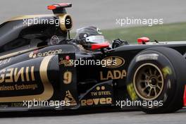 16.04.2011 Shanghai, China,  Nick Heidfeld (GER), Lotus Renault F1 Team   - Formula 1 World Championship, Rd 03, Chinese Grand Prix, Saturday Practice