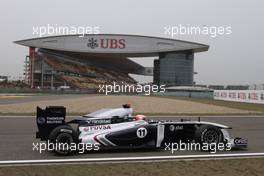 16.04.2011 Shanghai, China,  Rubens Barrichello (BRA), Williams F1 Team  - Formula 1 World Championship, Rd 03, Chinese Grand Prix, Saturday Practice