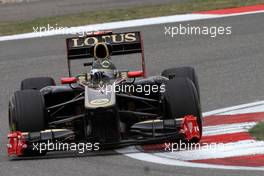 16.04.2011 Shanghai, China,  Nick Heidfeld (GER), Lotus Renault F1 Team  - Formula 1 World Championship, Rd 03, Chinese Grand Prix, Saturday Practice