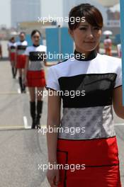 17.04.2011 Shanghai, China,  Grid girls - Formula 1 World Championship, Rd 03, Chinese Grand Prix, Sunday