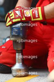 14.04.2011 Shanghai, China,  Scuderia Ferrari mechanic - Formula 1 World Championship, Rd 03, Chinese Grand Prix, Thursday